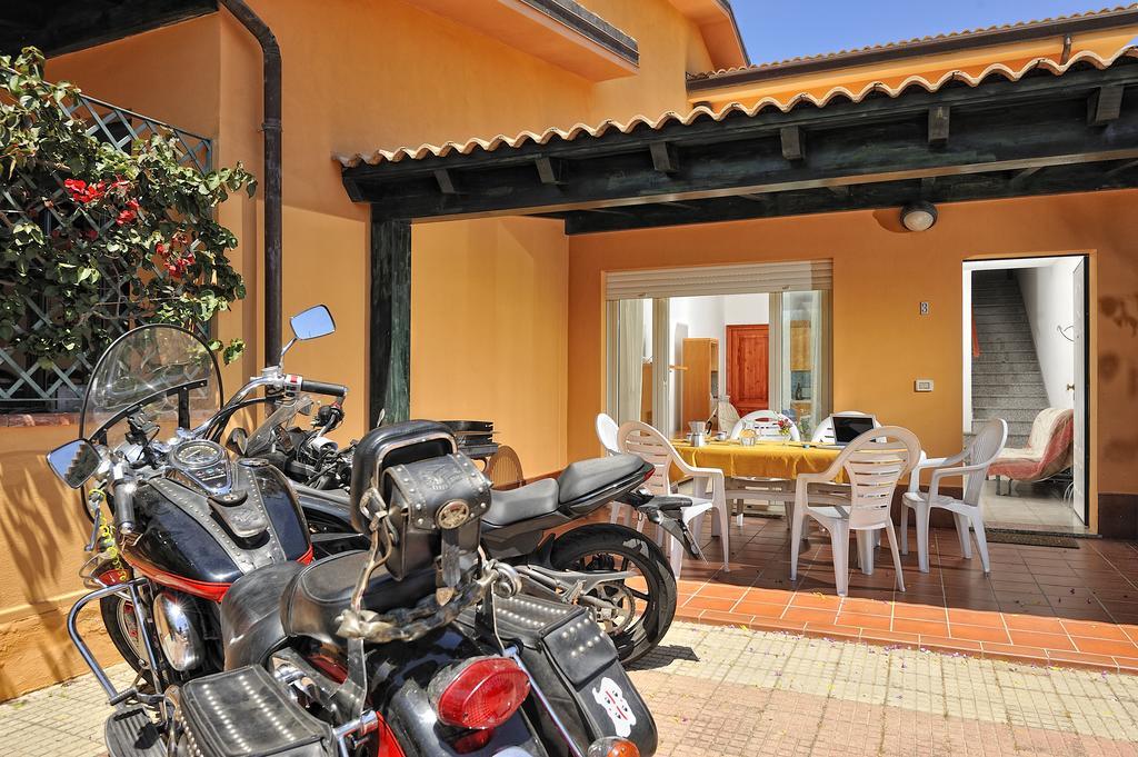 Arbatax Le Terrazze Sul Mare Aparthotel Exterior photo